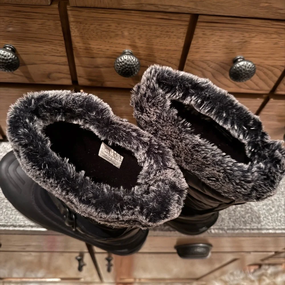 The North Face Black Winter & Rain Boots with Gray Faux Fur Cuff